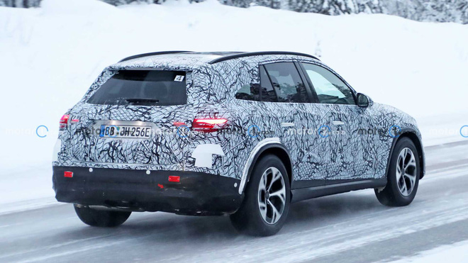 Mercedes-Benz GLC 2023 dần lộ diện Mercedes-Benz GLC 2023 dần lộ diện