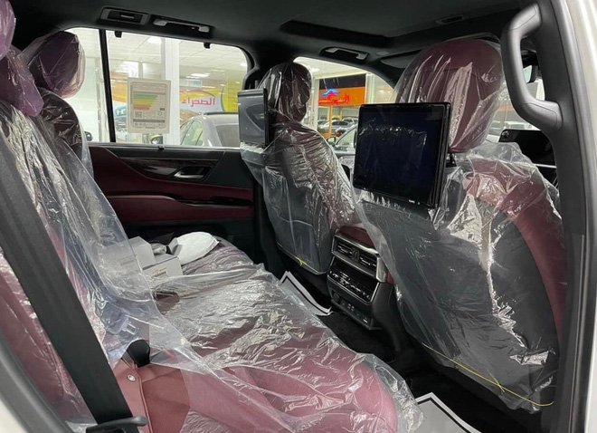 Lexus LX 600 Luxury được chào bán với giá 10,5 tỷ đồng Lexus LX 600 Luxury được chào bán với giá 10,5 tỷ đồng