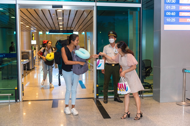 da nang no luc khoi phuc lay lai da tang truong du lich