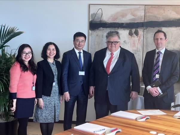 pho thong doc pham thanh ha tham du cac hoi nghi thong doc dinh ky cua bis