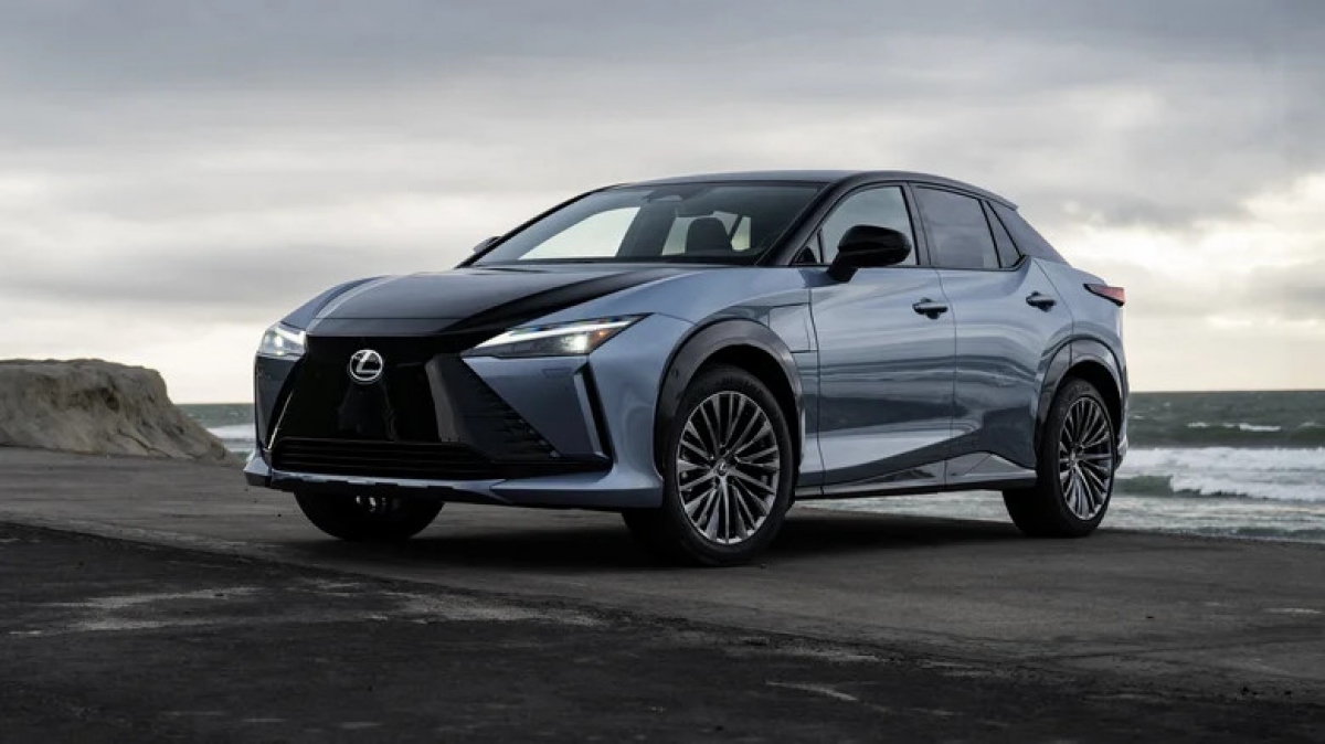 Kế hoạch sản xuất Lexus RZ mới có thể khiến người mua thất vọng Kế hoạch sản xuất Lexus RZ mới có thể khiến người mua thất vọng