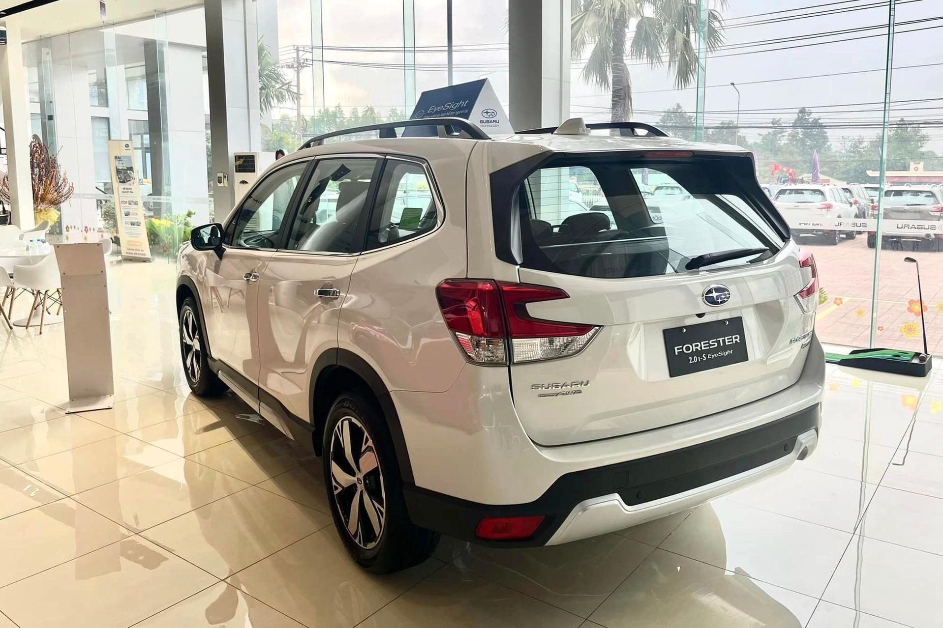 Subaru Forester giảm giá mạnh Subaru Forester giảm giá mạnh