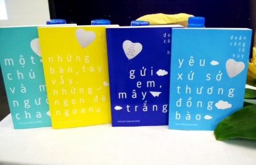 Viết cho những điều bé nhỏ để làm bạn Viết cho những điều bé nhỏ để làm bạn