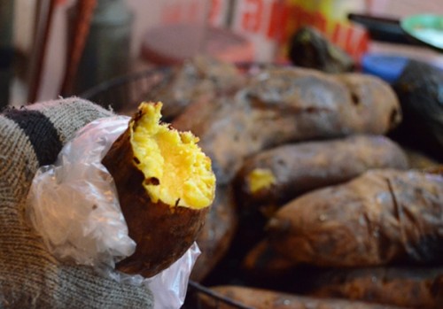 Nhớ mùi khoai lang nướng Nhớ mùi khoai lang nướng