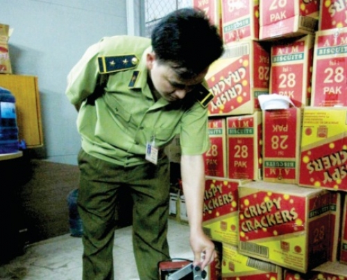 Cẩn trọng với hàng cận date Cẩn trọng với hàng cận date