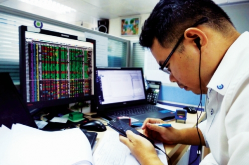 Cuộc đua dịch vụ ngân hàng đầu tư Cuộc đua dịch vụ ngân hàng đầu tư