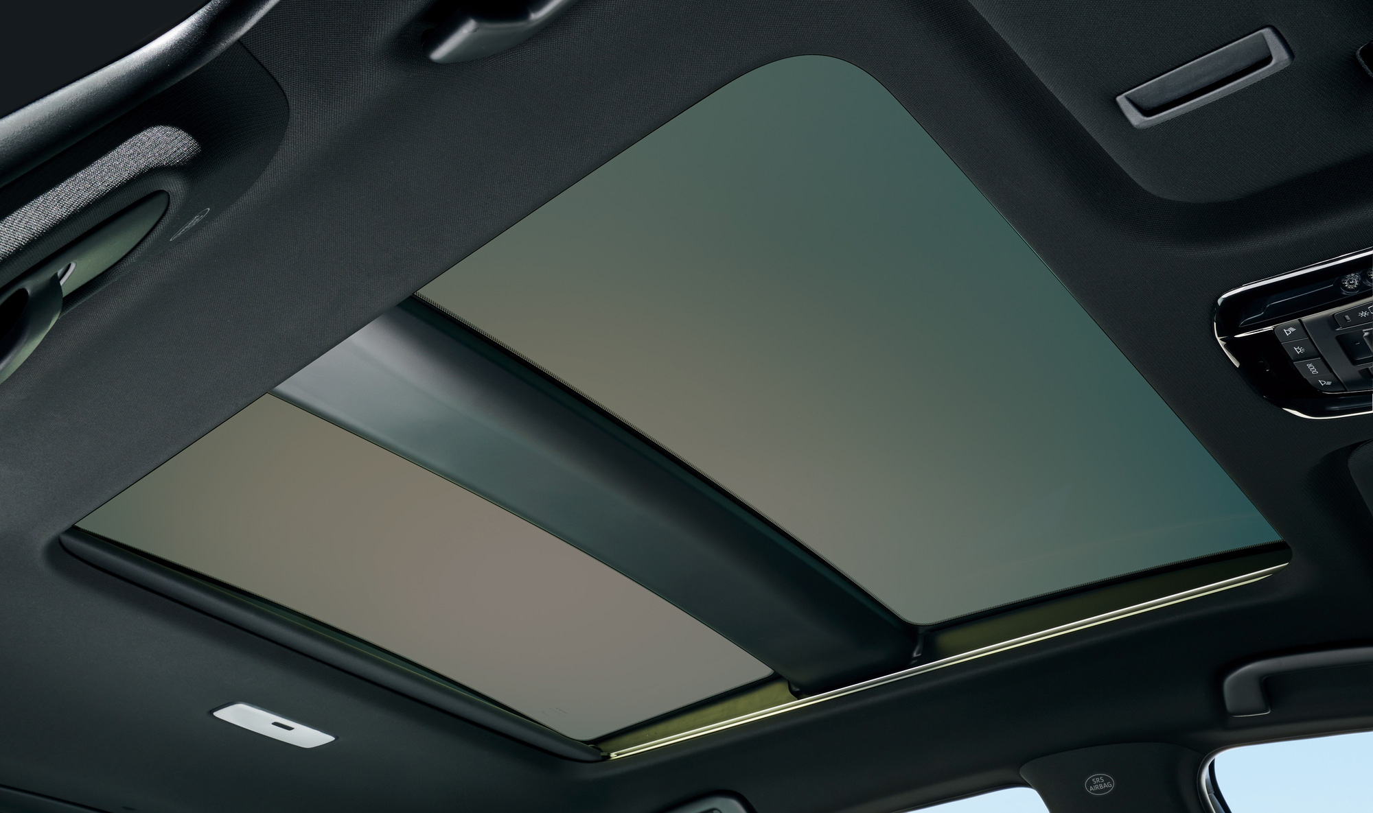 Toyota Harrier thế hệ mới sắp về Việt Nam có gì?