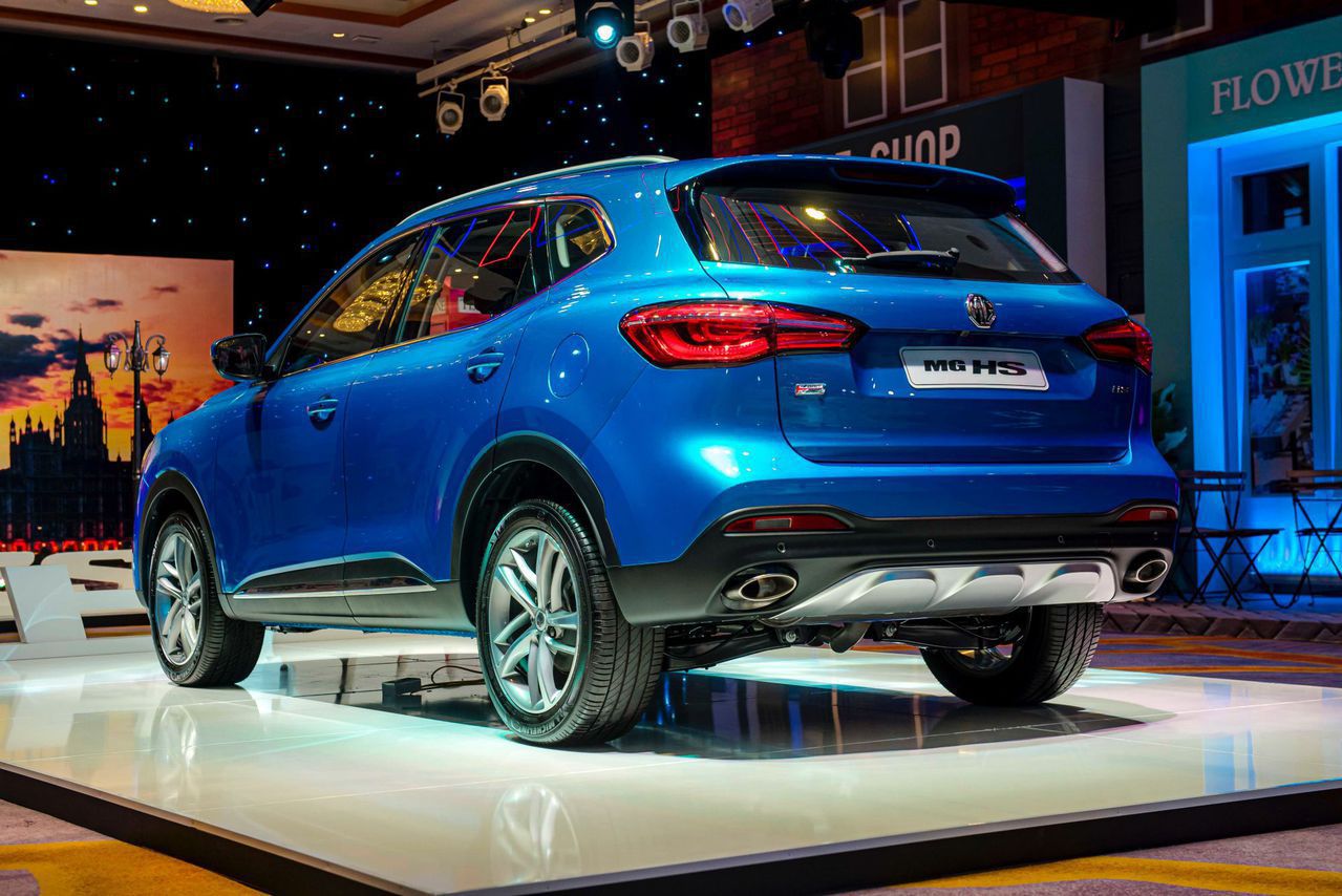 Top 5 xe crossover có giá lăn bánh 1 tỷ đồng top 5 xe crossover co gia lan banh 1 ty dong