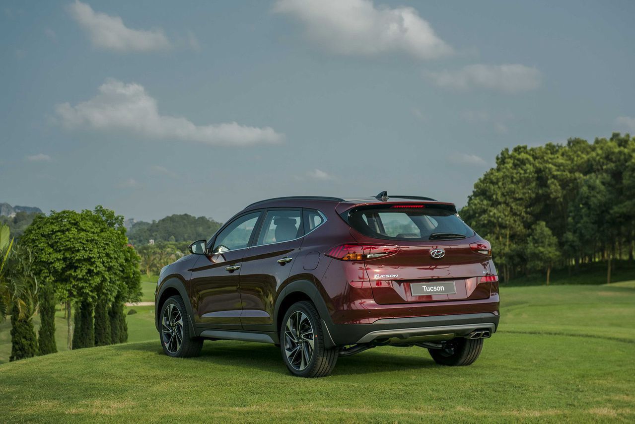 Top 5 xe crossover có giá lăn bánh 1 tỷ đồng top 5 xe crossover co gia lan banh 1 ty dong