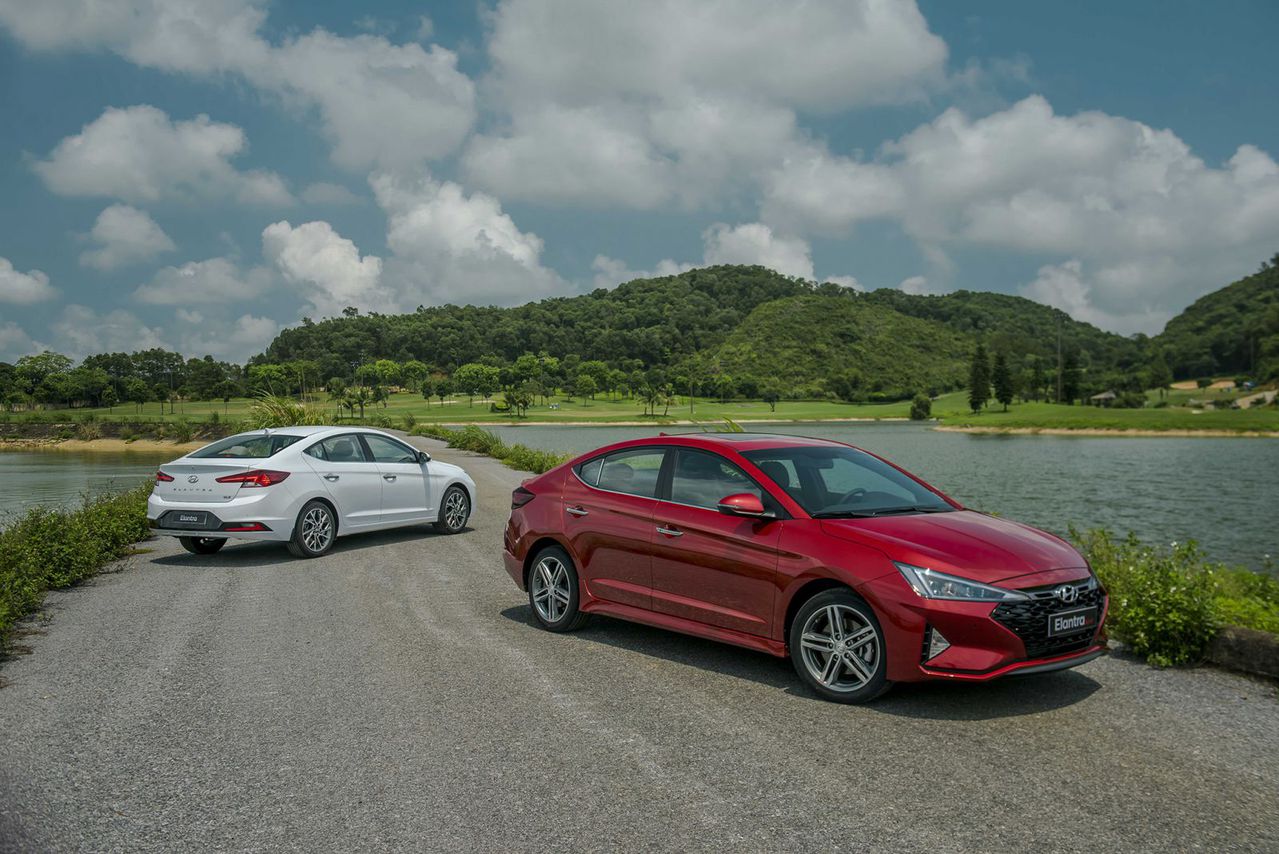 Top 3 xe sedan hạng C rẻ nhất hiện nay top 3 xe sedan hang c re nhat hien nay