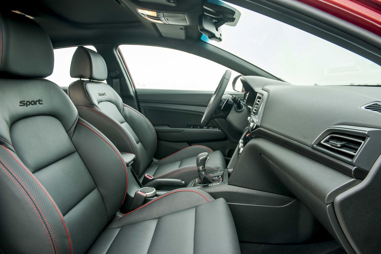 Top 3 xe sedan hạng C rẻ nhất hiện nay top 3 xe sedan hang c re nhat hien nay