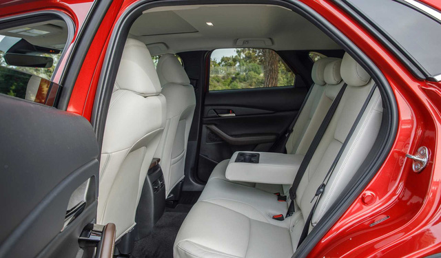 Mazda CX-3 và CX-30 sắp ra mắt thị trường Việt với giá khoảng 700 triệu đồng Mazda CX-3 và CX-30 sắp ra mắt thị trường Việt với giá khoảng 700 triệu đồng