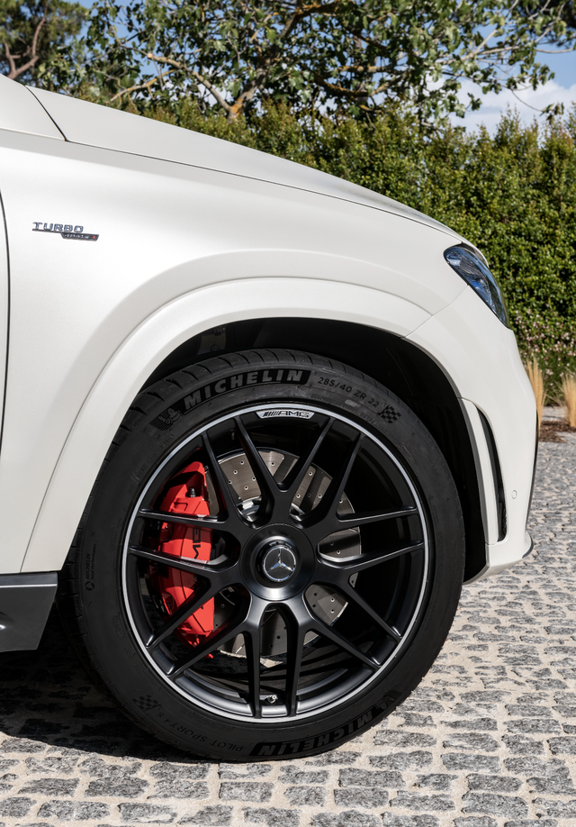 Mercedes-Benz GLE Coupe 2021 giá 5,35 tỷ đồng vừa ra mắt có gì?