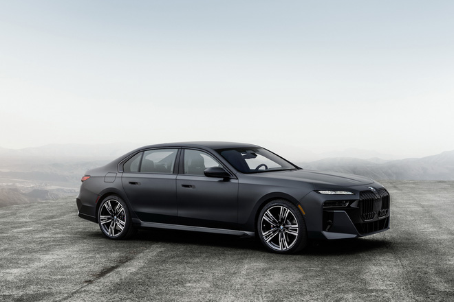 BMW 7-Series 2023 ra mắt