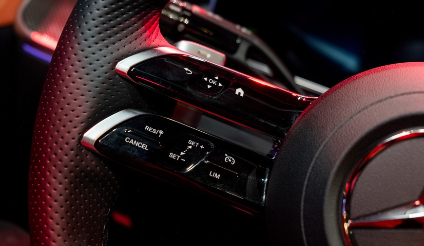 Mercedes-Benz C-Class 2022 ra mắt với giá từ 1,669 tỷ đồng