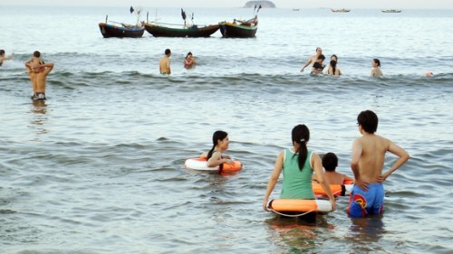 Nỗ lực trấn an du khách