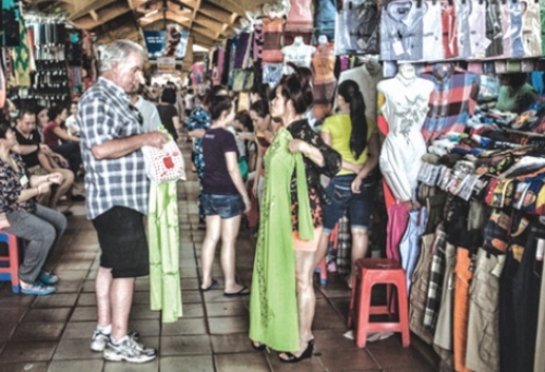 Thời trang ở chợ chưa từng “lỗi mốt” Thời trang ở chợ chưa từng “lỗi mốt”