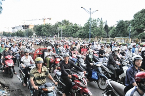 Cao ốc tràn lan, tất yếu kẹt xe!