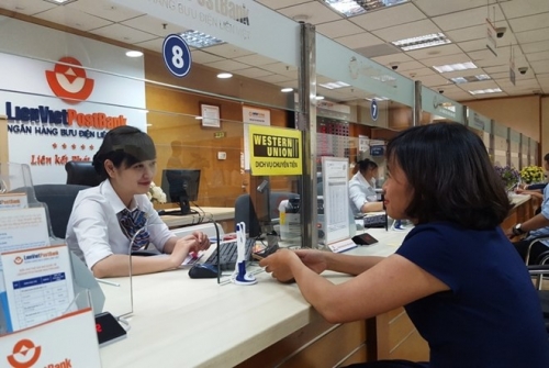 LienVietPostBank ra mắt dịch vụ chuyển tiền nhanh liên ngân hàng tại quầy