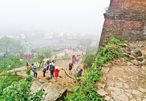 Trở lại Hải Vân Quan Trở lại Hải Vân Quan