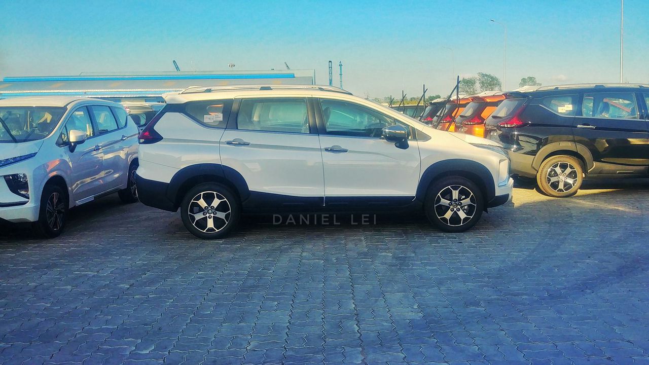Cận cảnh Mitsubishi Xpander Cross vừa về Việt Nam can canh mitsubishi xpander cross vua ve viet nam