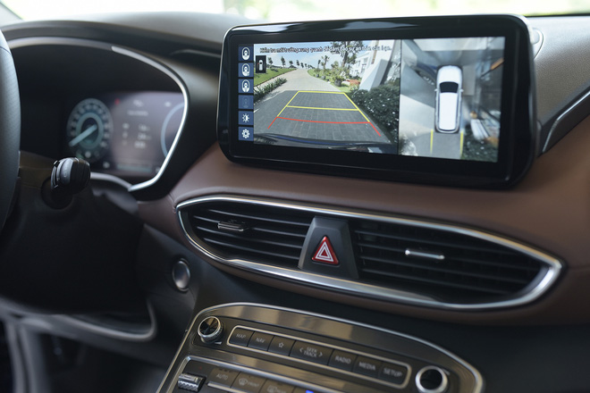 Hyundai Santa Fe 2021 có giá từ 1,03 tỷ đồng