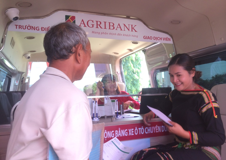 agribank dua dich vu ngan hang den tung ho dan