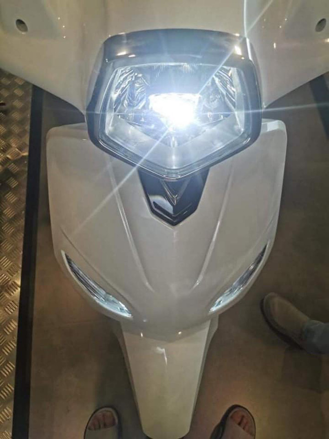 VinFast Vento lộ diện