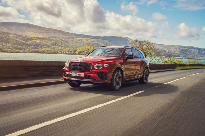Ra mắt Bentley Bentayga S