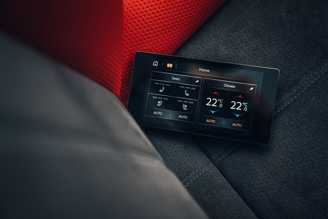 Ra mắt Bentley Bentayga S