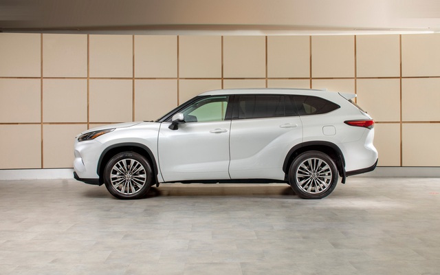 Toyota Highlander 2023 ra mắt Toyota Highlander 2023 ra mắt