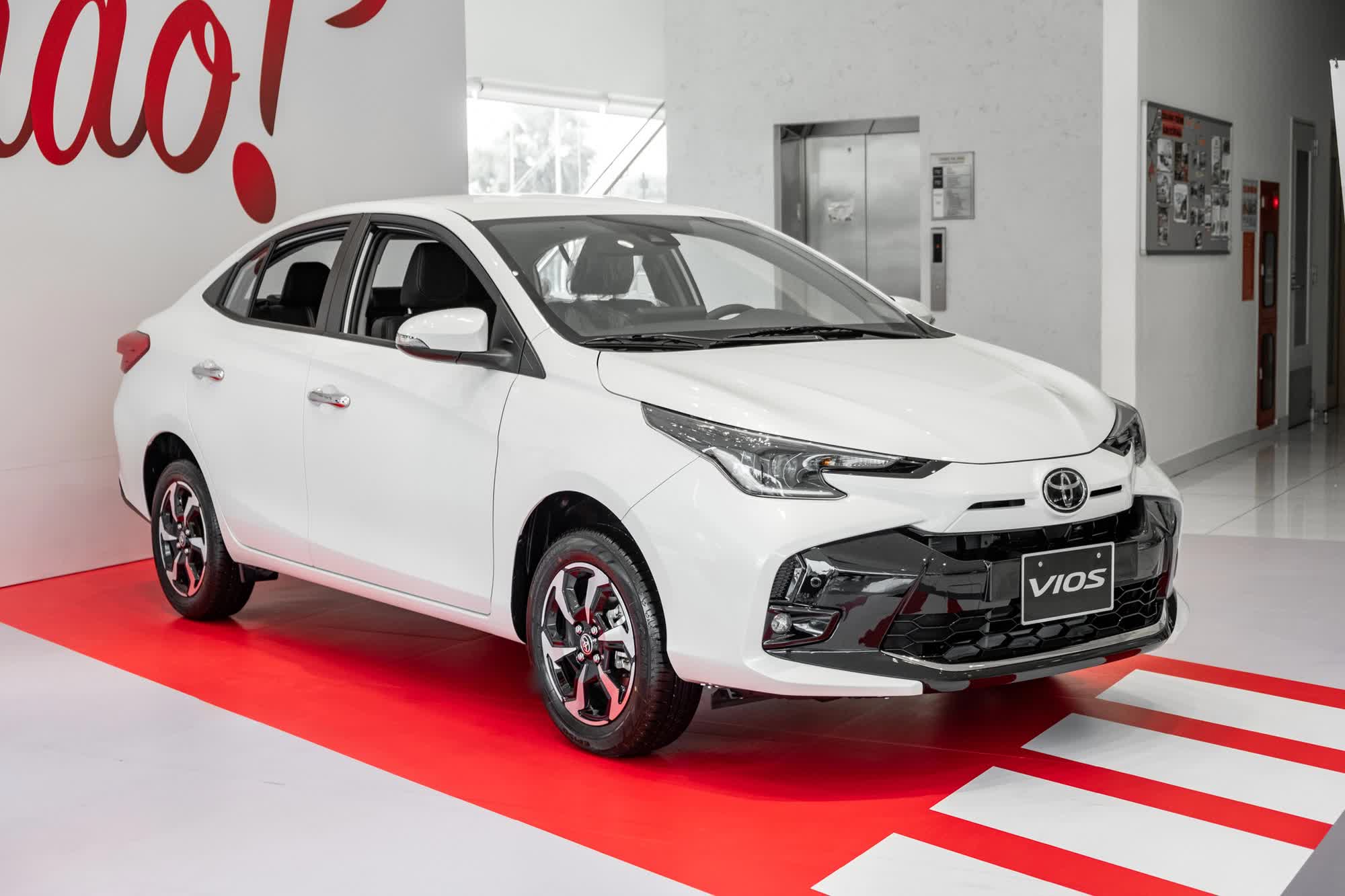 Toyota Vios 2023 có giá bán từ 479 triệu đồng