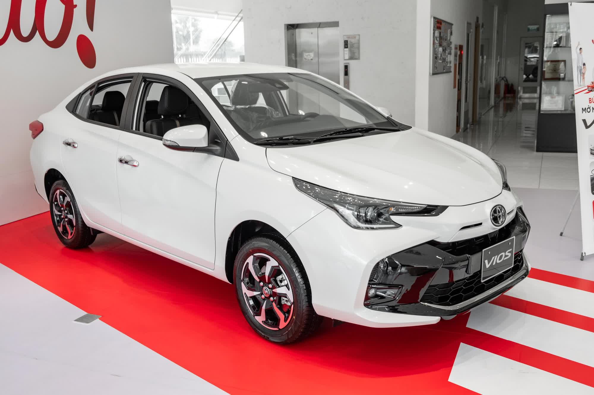 Toyota Vios 2023 có giá bán từ 479 triệu đồng