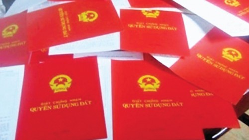 “Gam màu xám” của chiếc sổ hồng “Gam màu xám” của chiếc sổ hồng