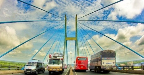 Chuyện giao thông trên cầu Mỹ Thuận Chuyện giao thông trên cầu Mỹ Thuận