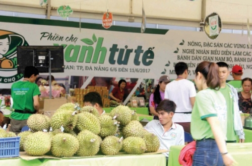 “Cầu nối” nông dân với thị trường