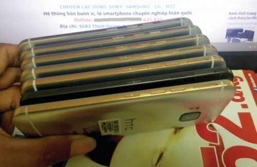 Tràn lan điện thoại xách tay