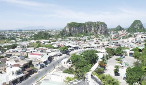 Dân bức xúc với dự án treo