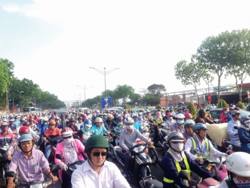 Hạn chế xe máy, câu chuyện từ quy hoạch Hạn chế xe máy, câu chuyện từ quy hoạch