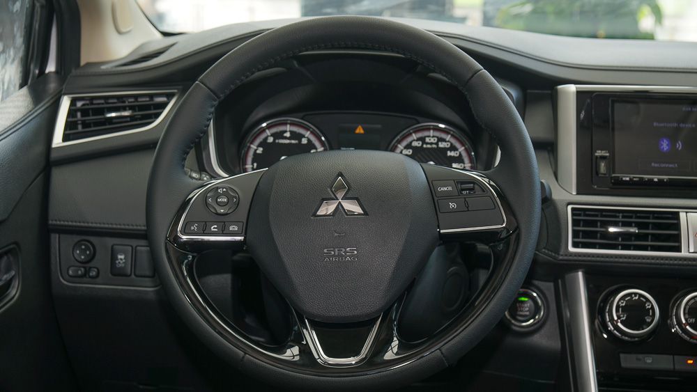 Mitsubishi Xpander 2020 AT giá 630 triệu đồng có gì? mitsubishi xpander 2020 at gia 630 trieu dong co gi