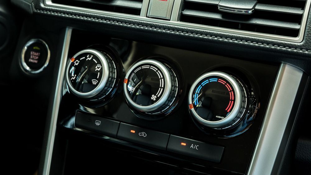 Mitsubishi Xpander 2020 AT giá 630 triệu đồng có gì? mitsubishi xpander 2020 at gia 630 trieu dong co gi