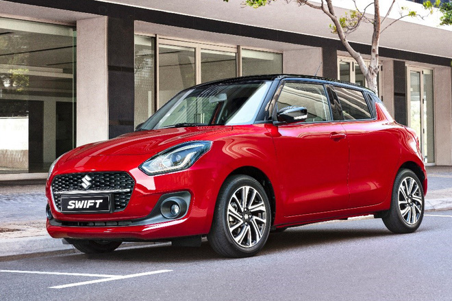 Suzuki Swift 2021 có giá gần 550 triệu đồng tại Việt Nam