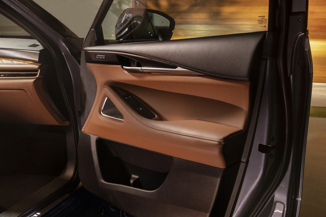 Infiniti QX60 2022 lột xác toàn diện