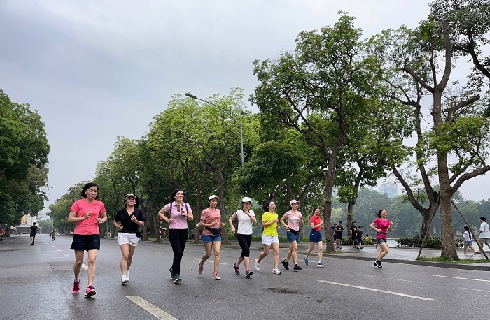 cdcs thoi bao ngan hang dong vien doan vien cong doan tham gia cuoc thi sbvers strength brings victory co suc khoe la co tat ca