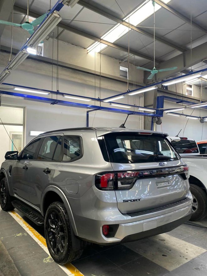 Ford Everest 2023 có giá dự kiến từ 1,075 tỷ đồng Ford Everest 2023 có giá dự kiến từ 1,075 tỷ đồng