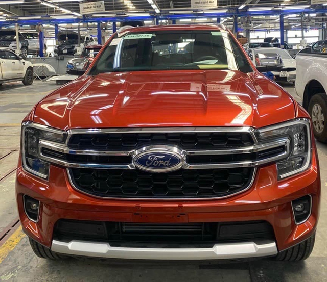 Ford Everest 2023 có giá dự kiến từ 1,075 tỷ đồng Ford Everest 2023 có giá dự kiến từ 1,075 tỷ đồng