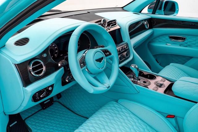 Bản độ Bentayga Speed Feroza Edition có gì?