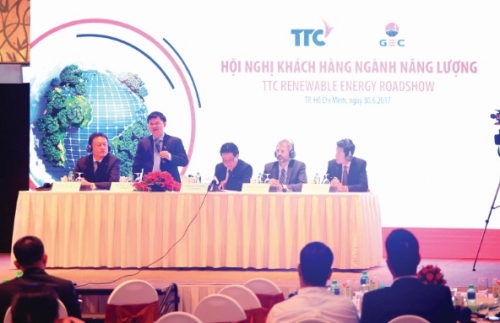 Tập trung phát triển năng lượng tái tạo