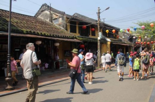 Phát triển du lịch góp phần bảo tồn di sản