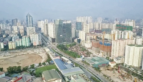 Nhà cao cấp khóc ròng